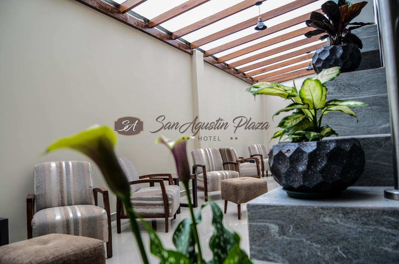 Hotel San Agustin Plaza Latacunga Exterior foto