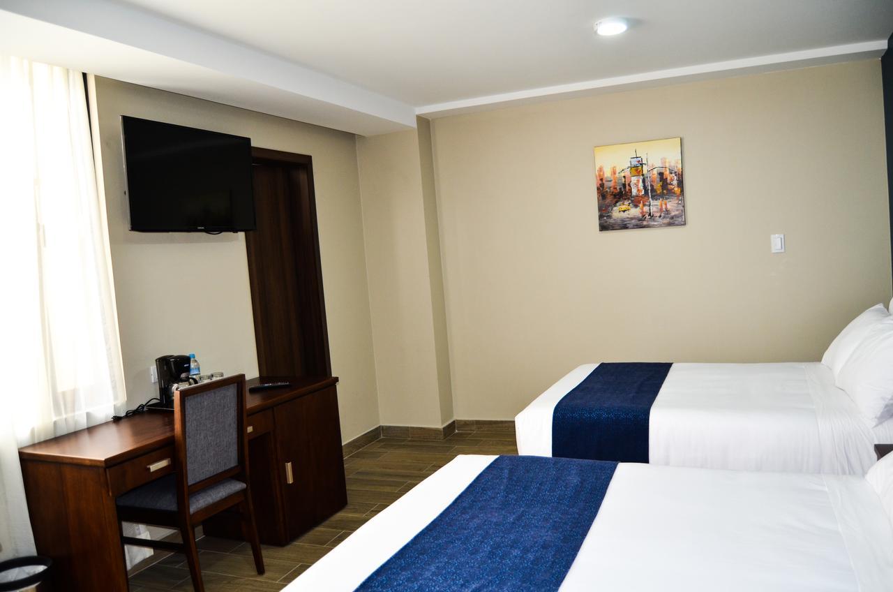 Hotel San Agustin Plaza Latacunga Exterior foto