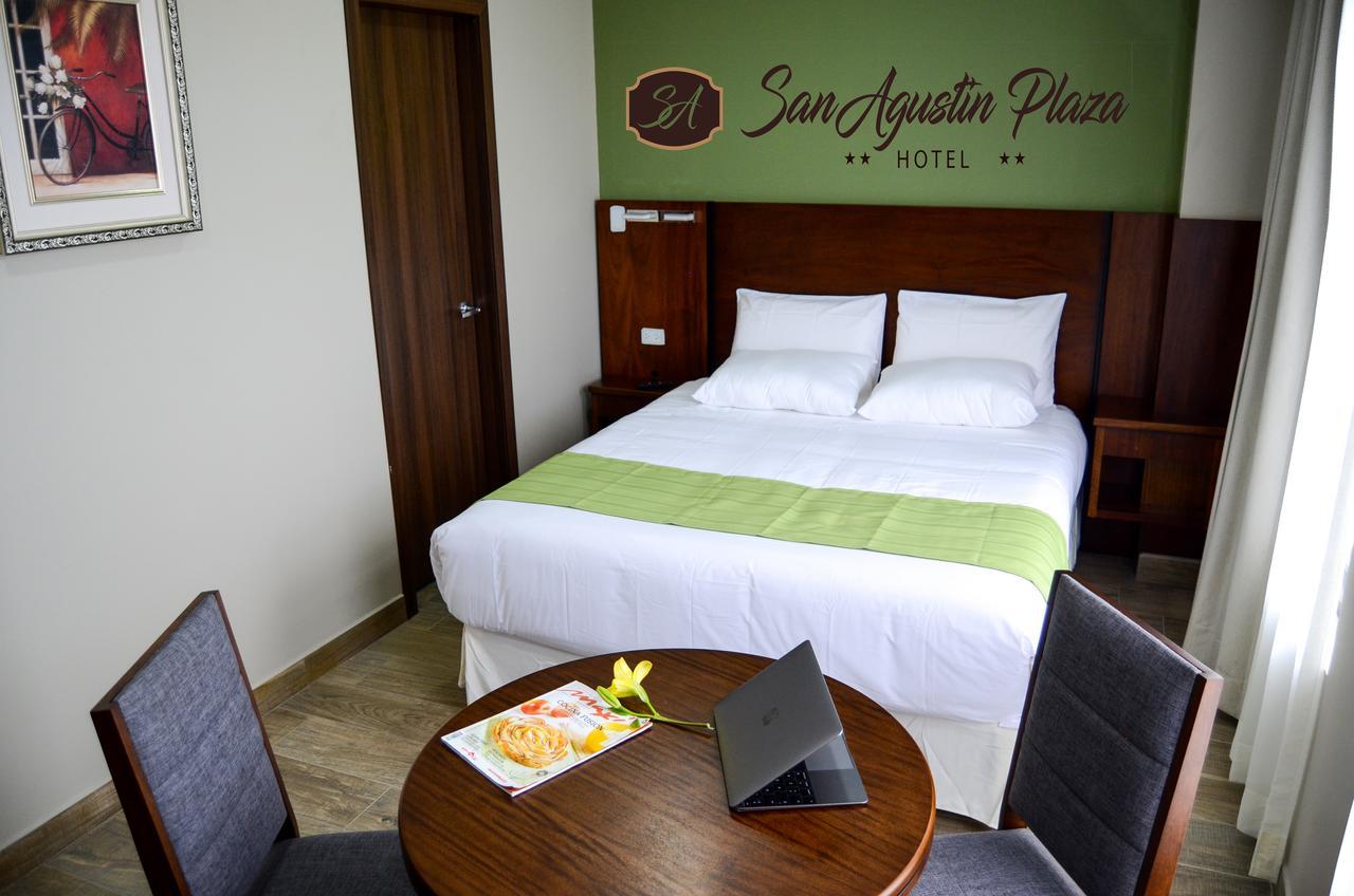 Hotel San Agustin Plaza Latacunga Exterior foto